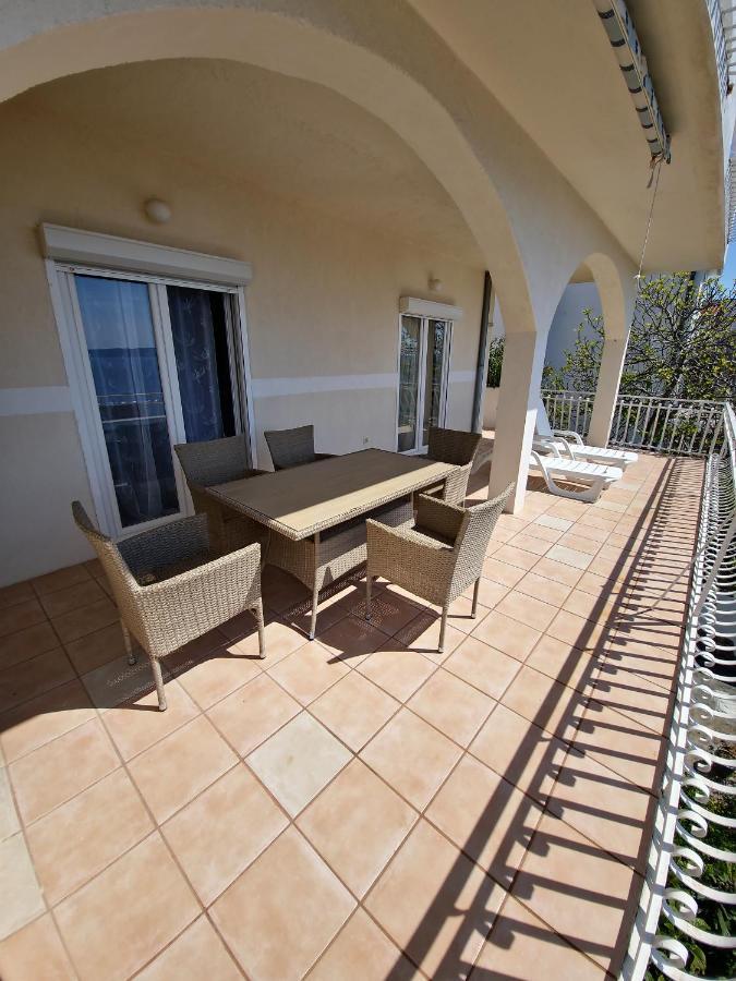 Apartments Cacija Trogir Kültér fotó