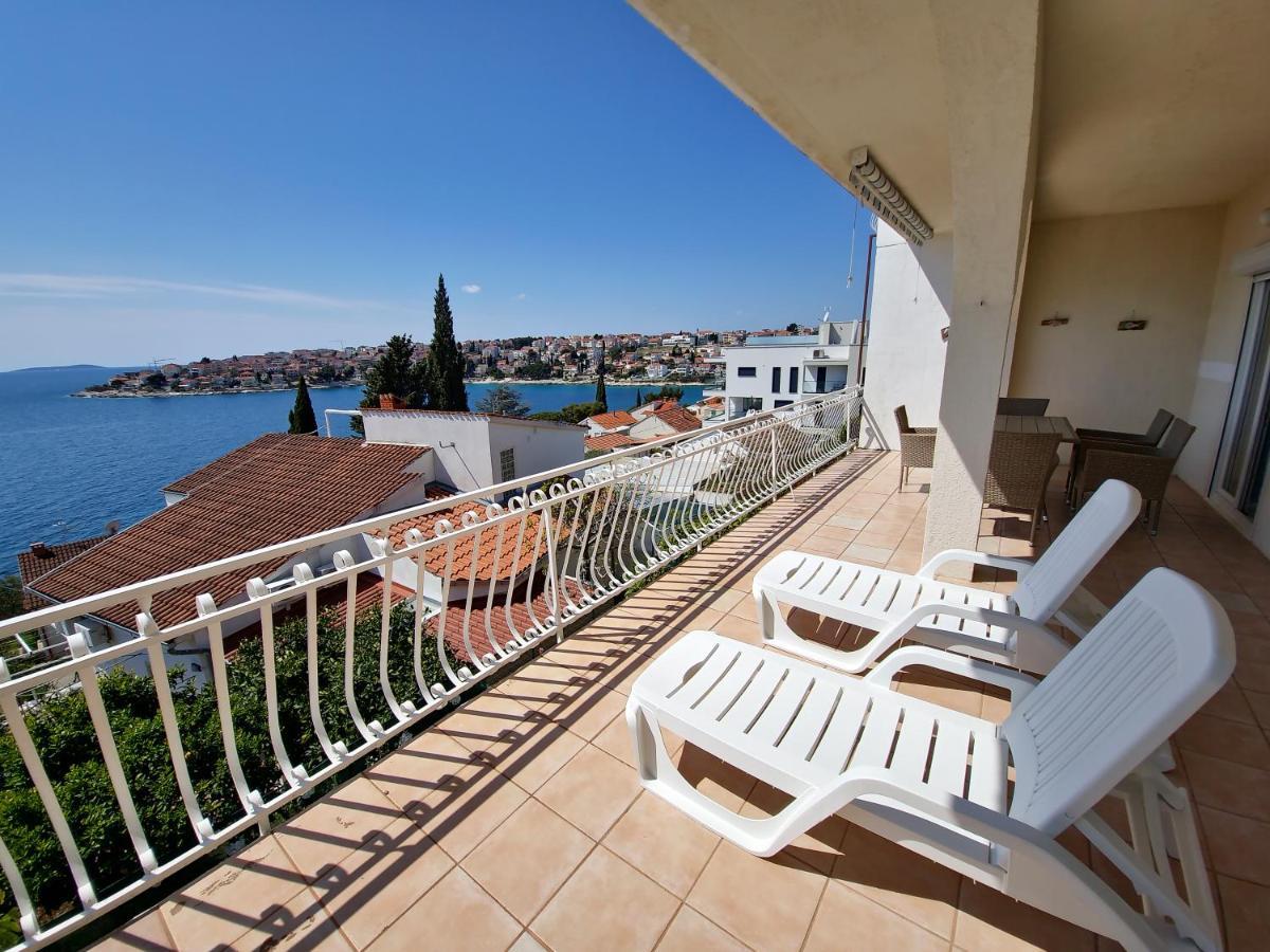 Apartments Cacija Trogir Kültér fotó